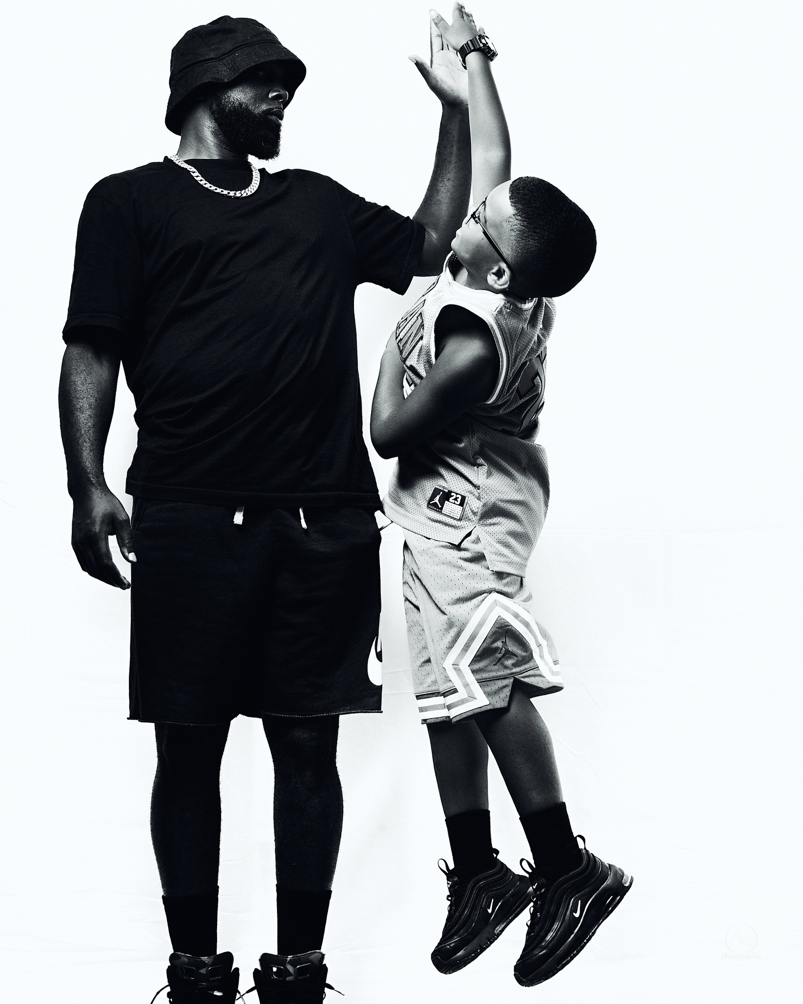 Famille Akono Studio